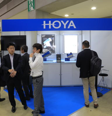 HOYA